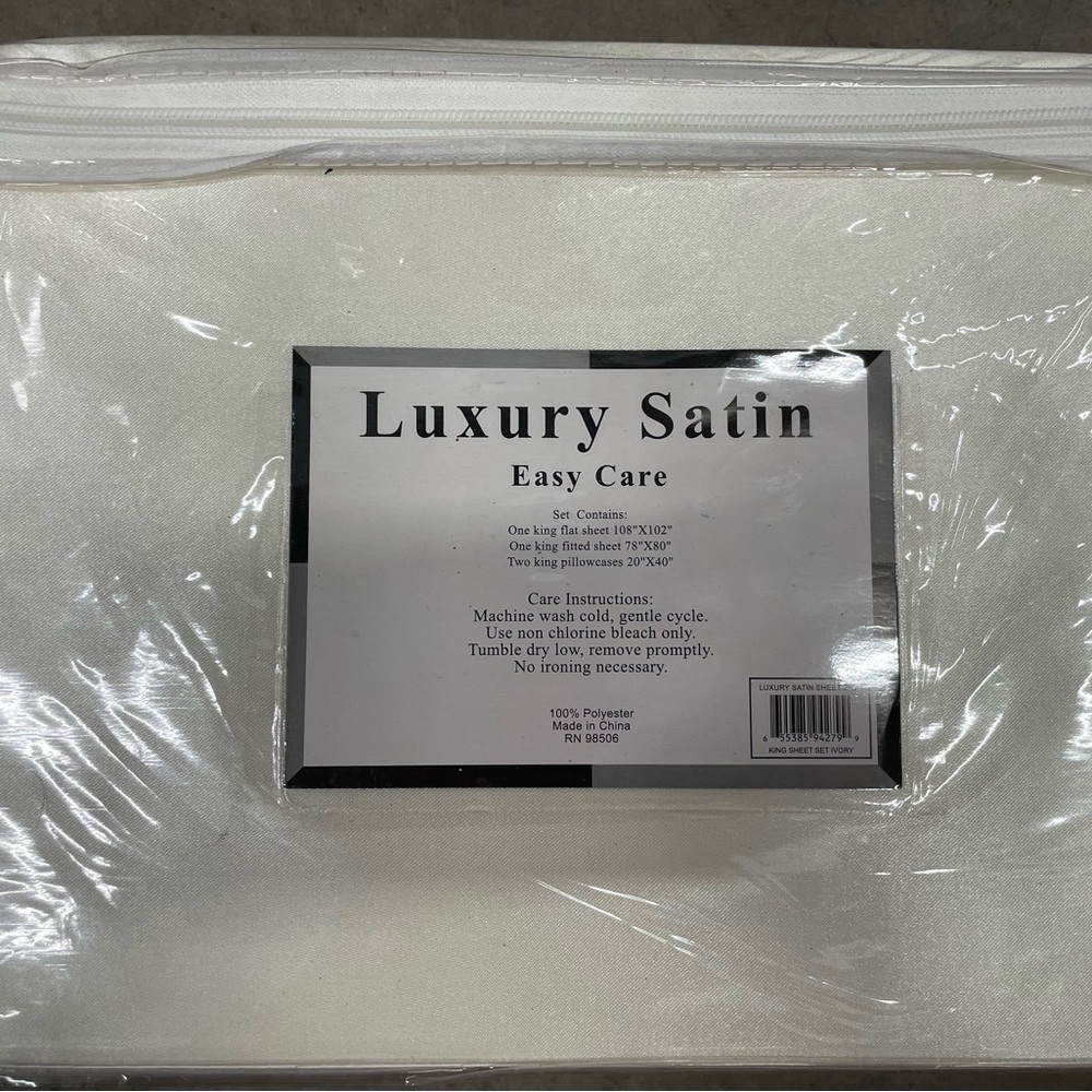 Luxury Satin Easy Care Bedding Set - Cream